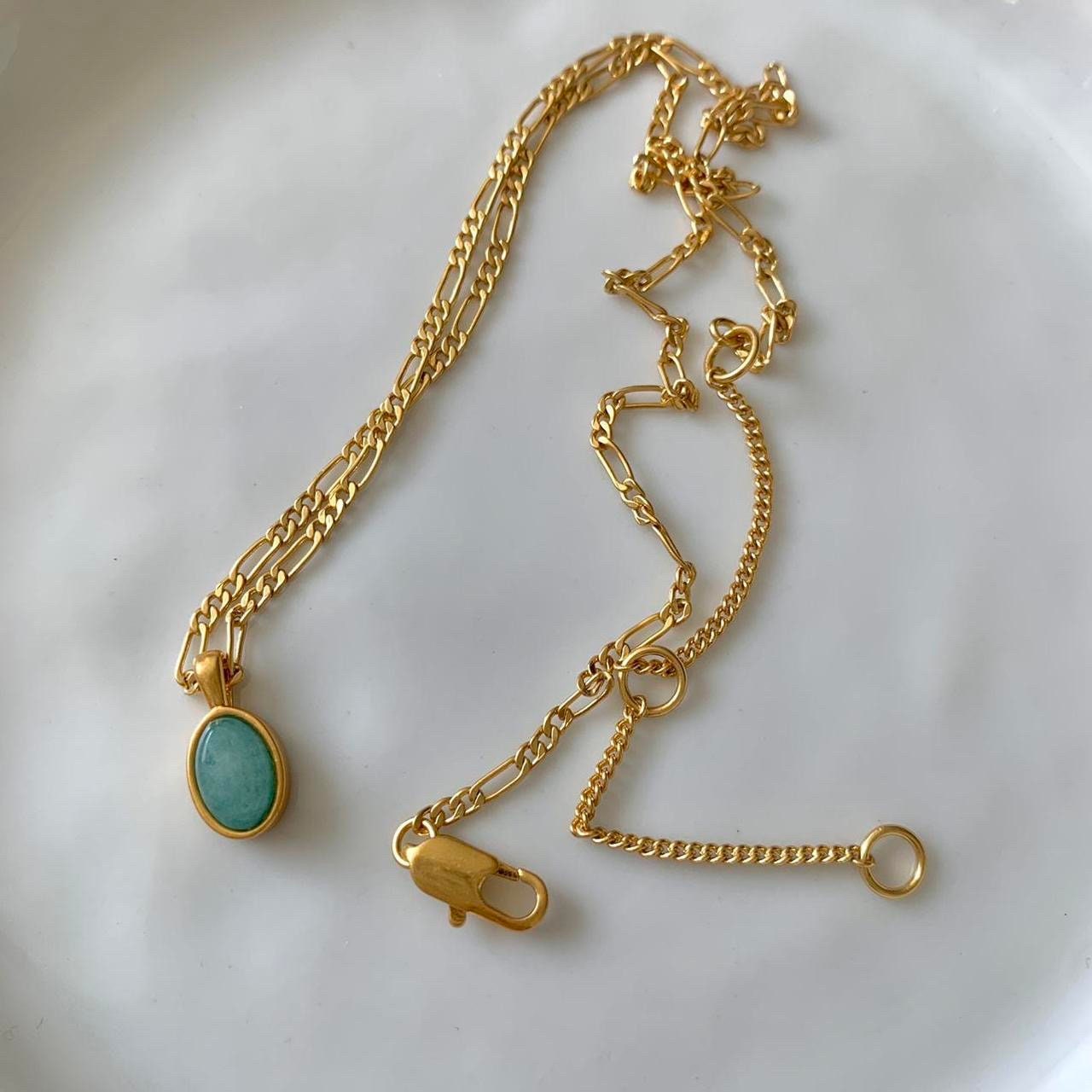 Blue oval natural stone gold necklace