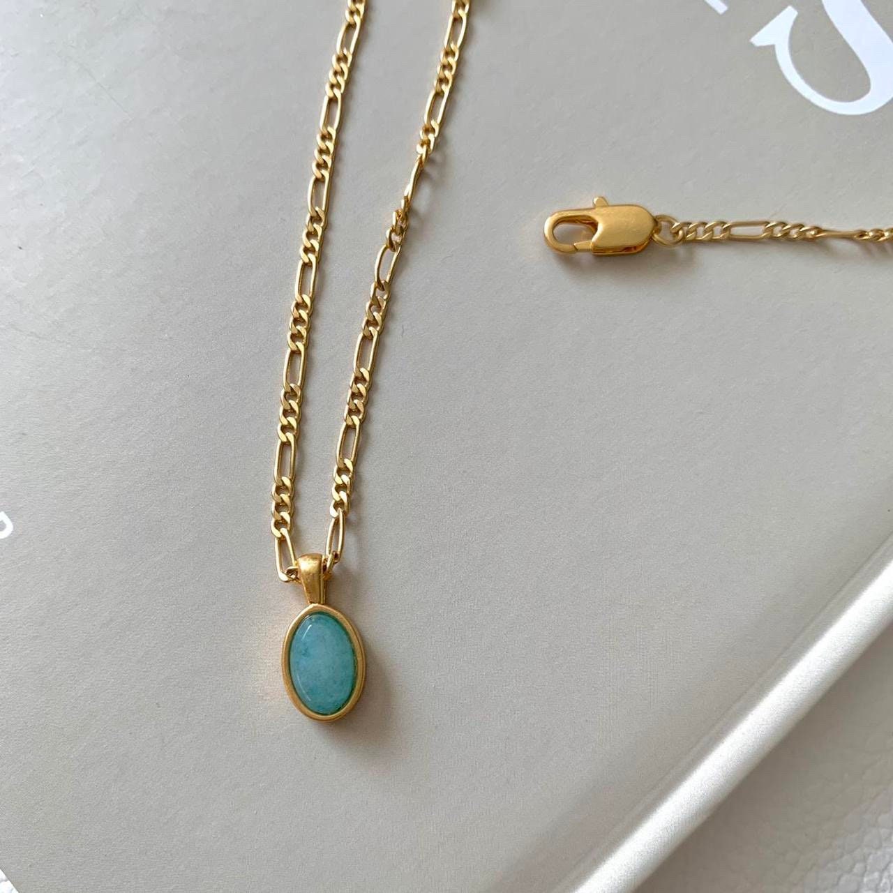 Blue oval natural stone gold necklace