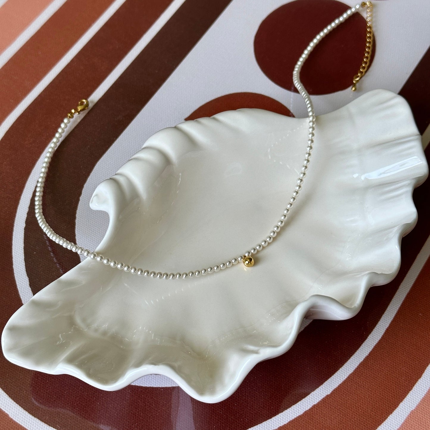 High-quality glass pearl gold bead charm necklace