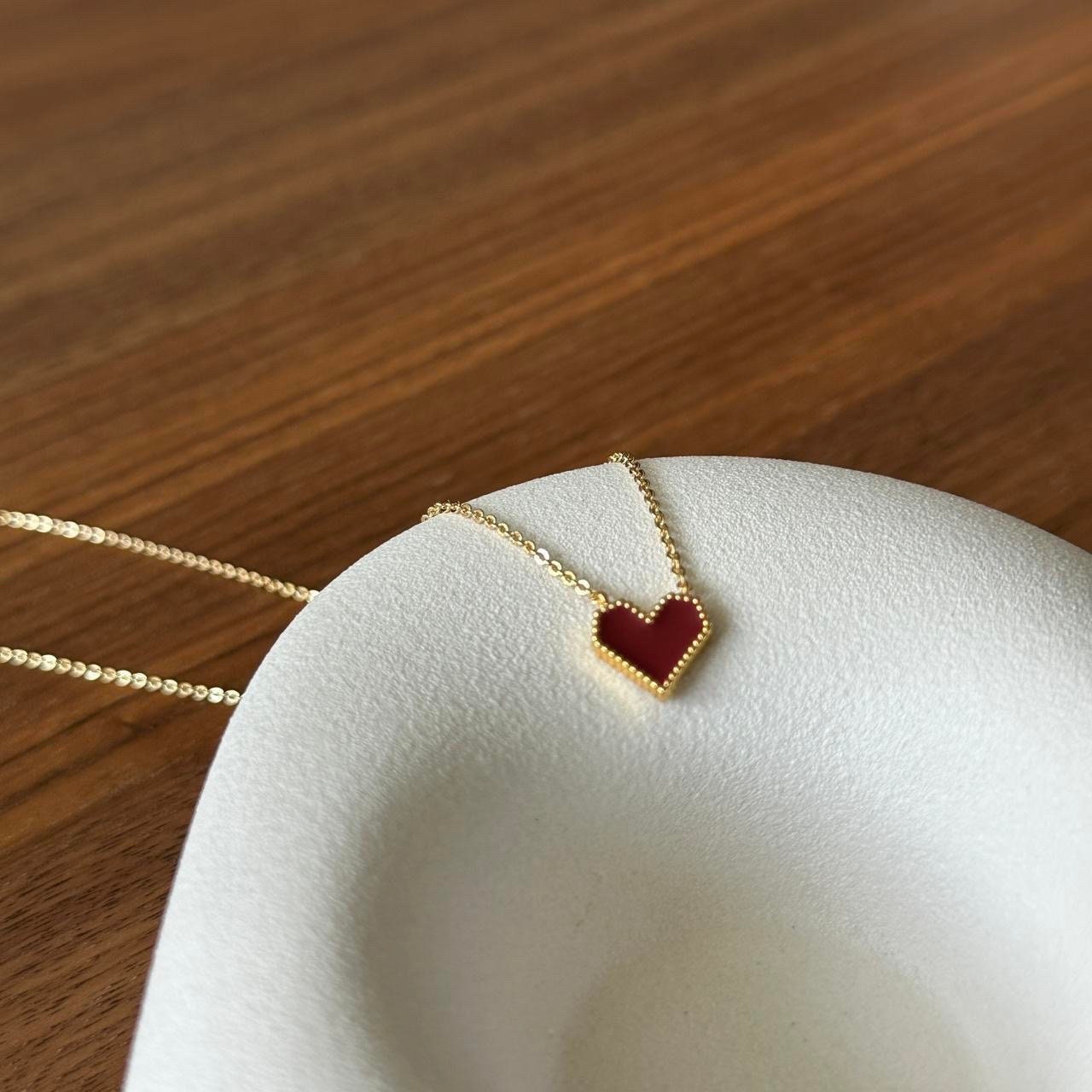 Enamel red heart pendant gold necklace