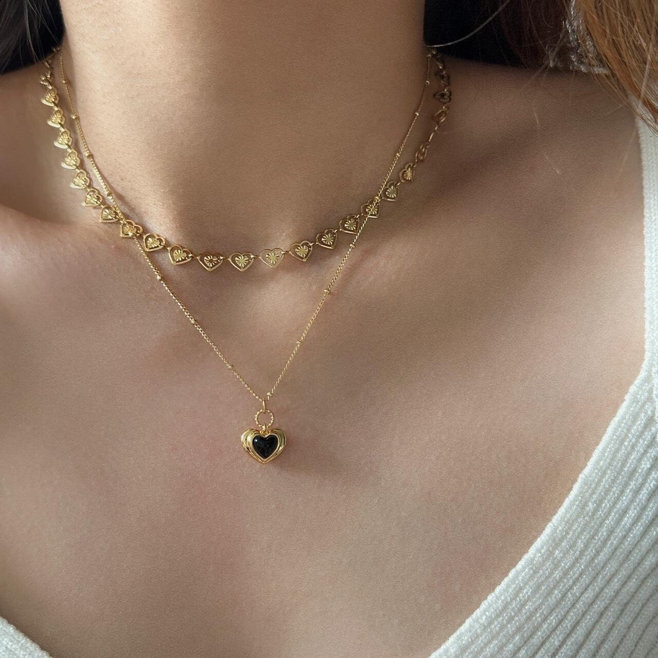 Black Gemstone Heart Pendant Necklace
