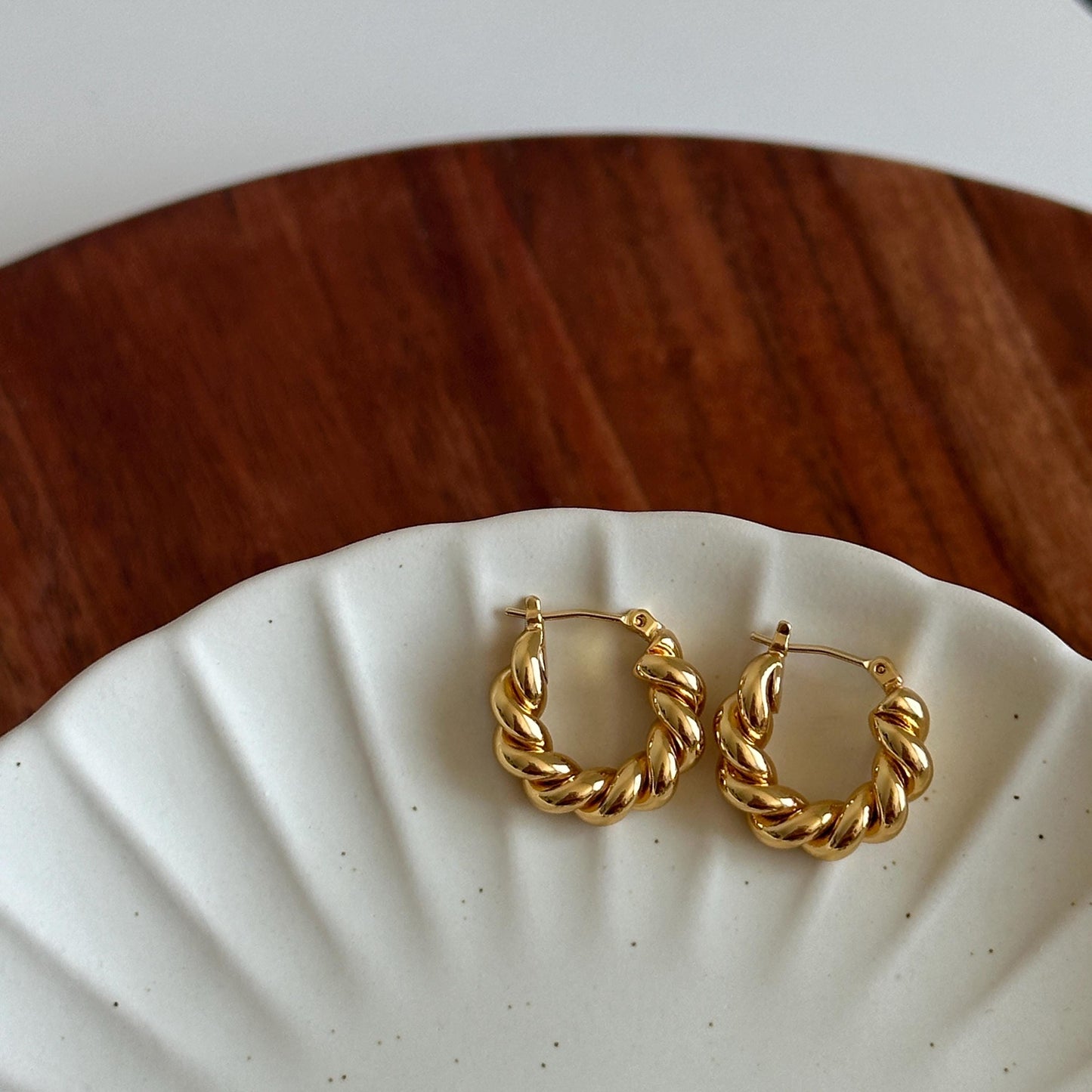 Gold Twist Hoop Earrings