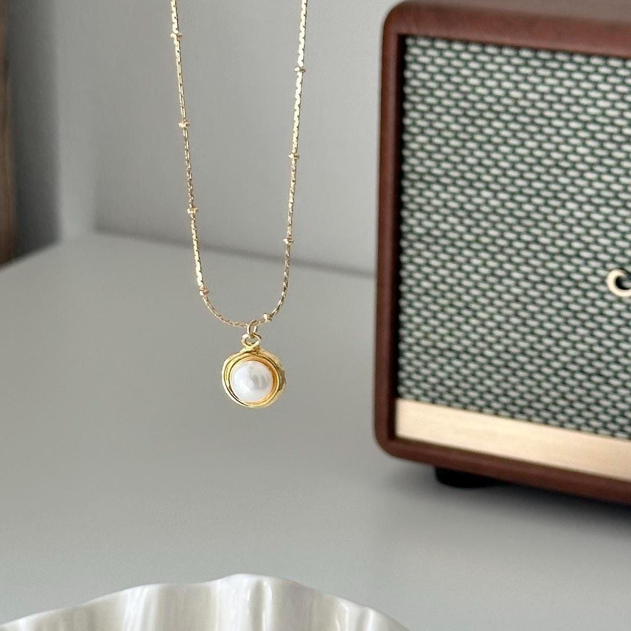 Freshwater Pearl Pendant Gold necklace