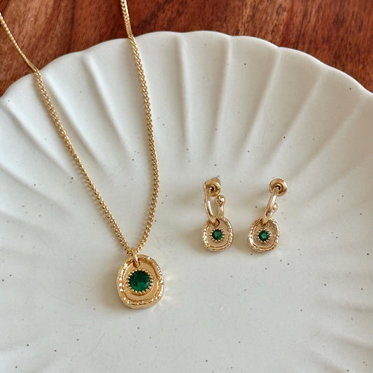 Emerald Stone Pendant Gold Necklace/ Earrings