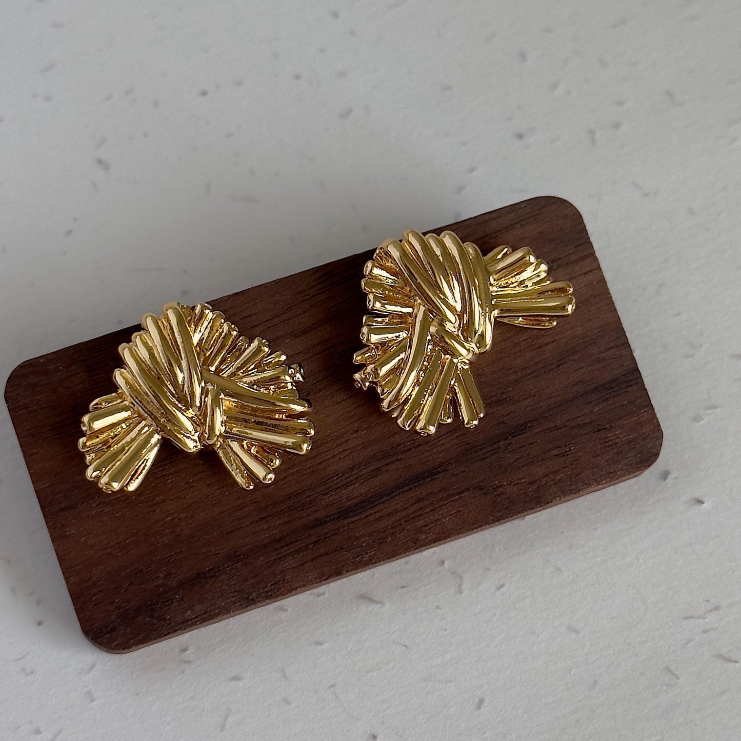 Vintage Style Gold Knot Stud Earrings, Statement Chunky Textured Twist Earrings, Bold Retro Style Geometric Earrings, Cute Knot Earrings