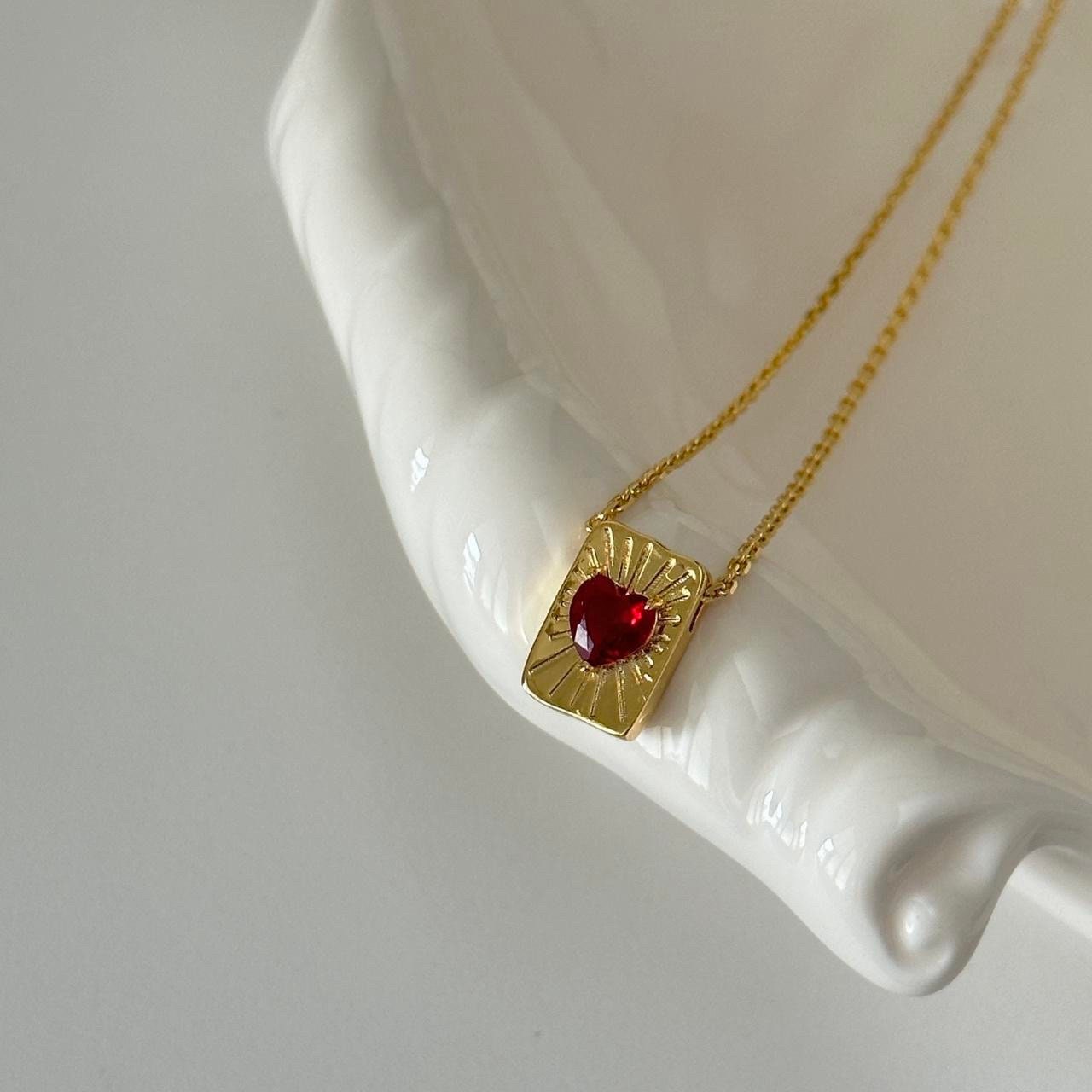 Shiny ruby heart gold rectangle pendant necklace