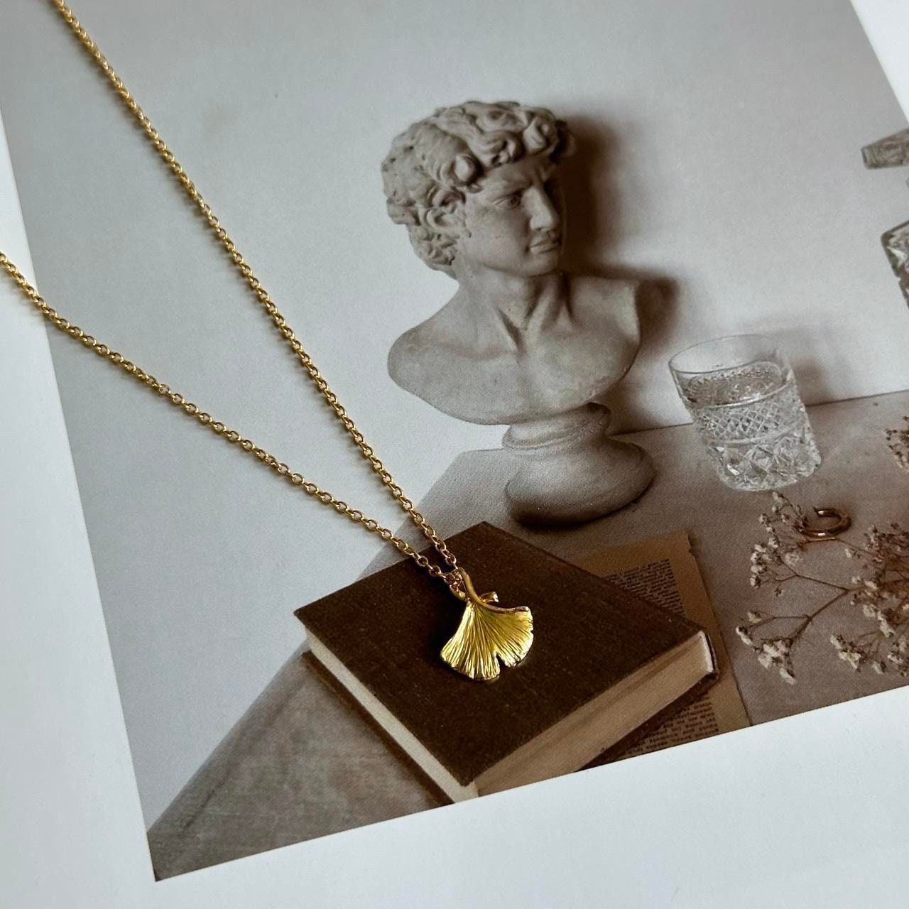 Gold ginkgo pendant necklace and earrings set