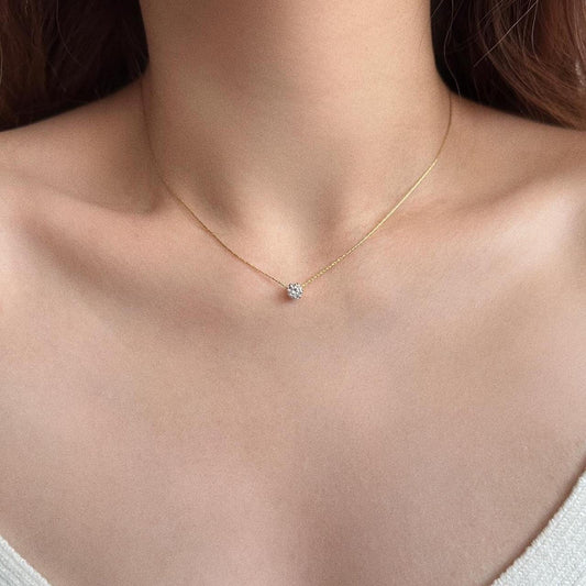 Gold shiny zirconia necklace