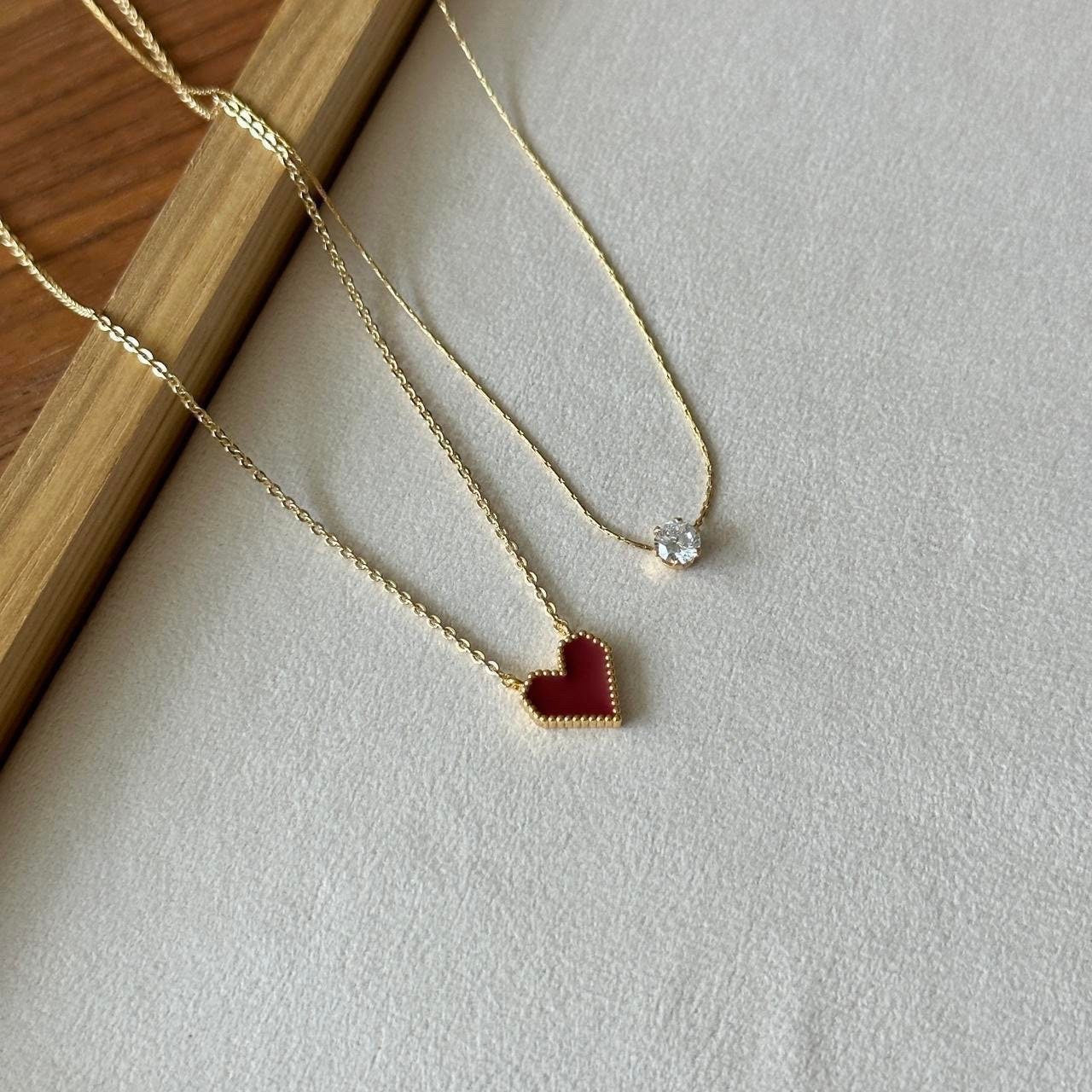 Gold shiny zirconia necklace