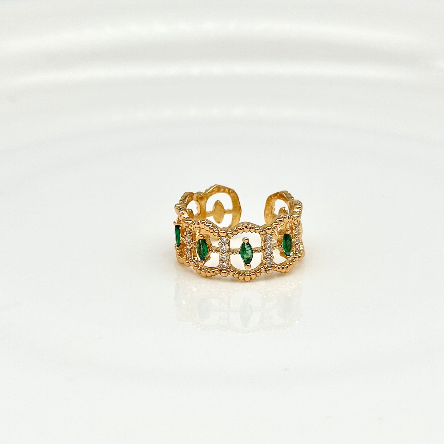 Gold Emerald Delicate Hollow Ring
