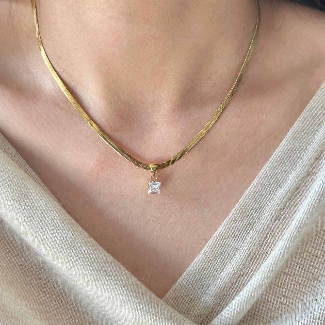 Gold Shiny Zirconia Necklace
