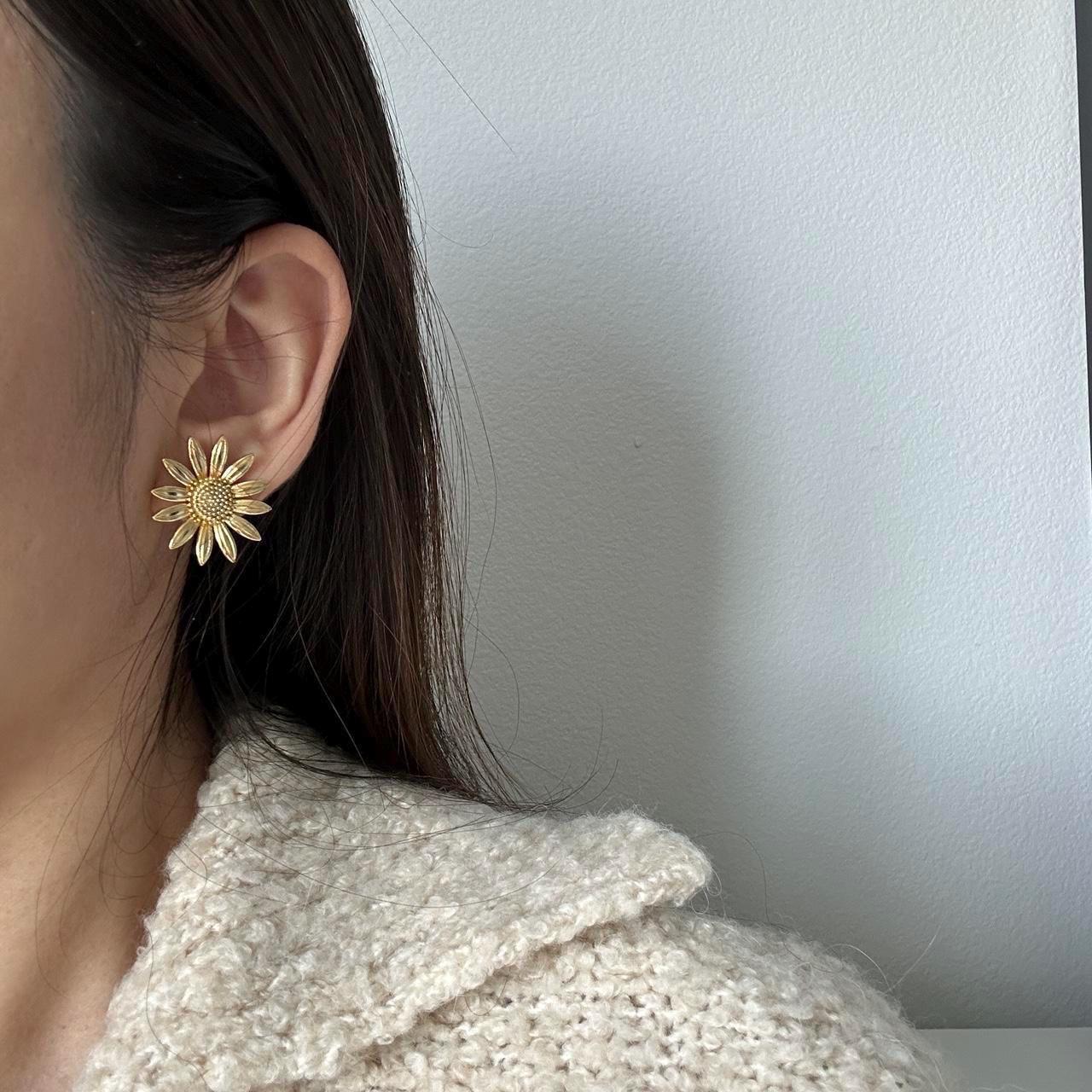 Gold Sunflower Stud Earrings, Flower Earrings