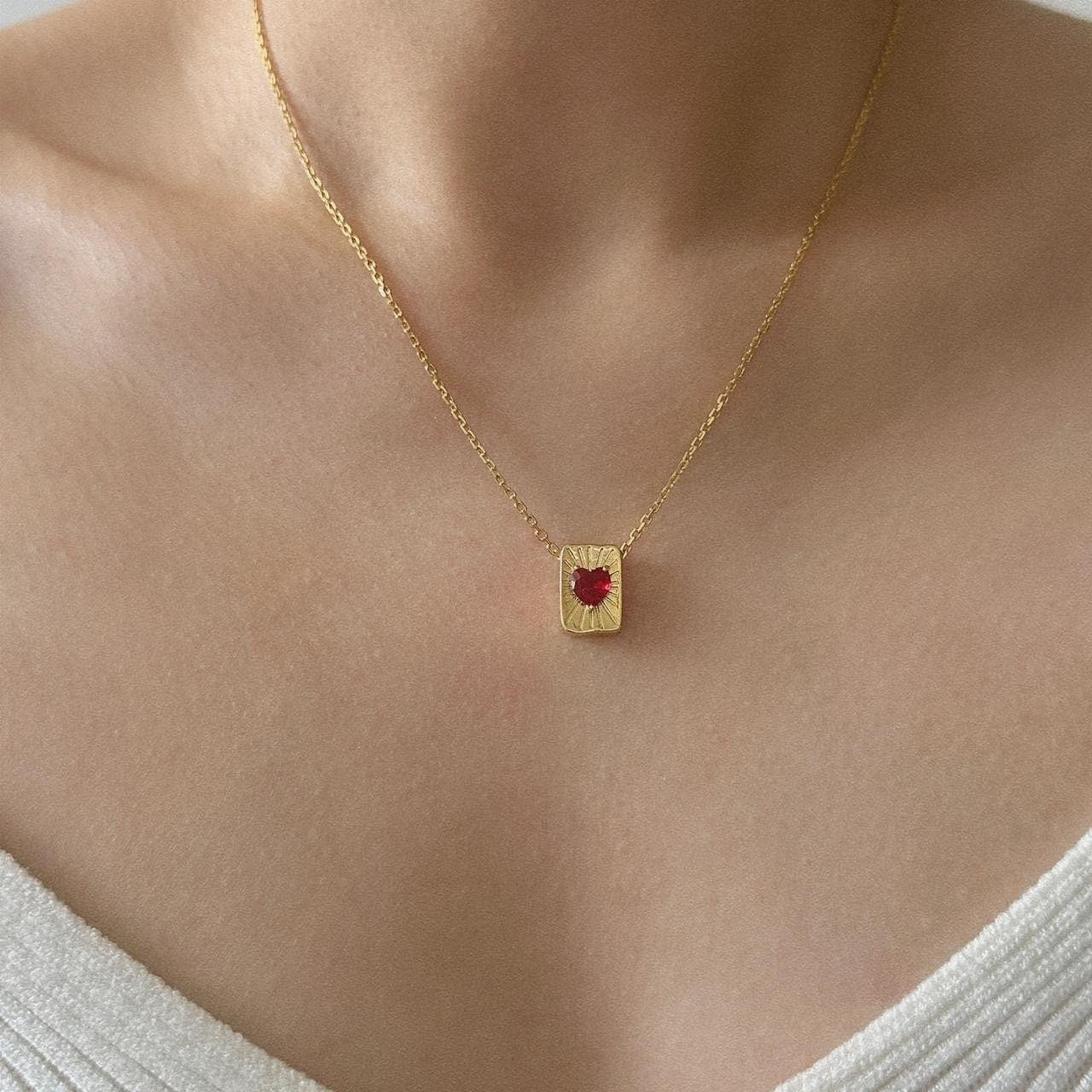 Shiny ruby heart gold rectangle pendant necklace