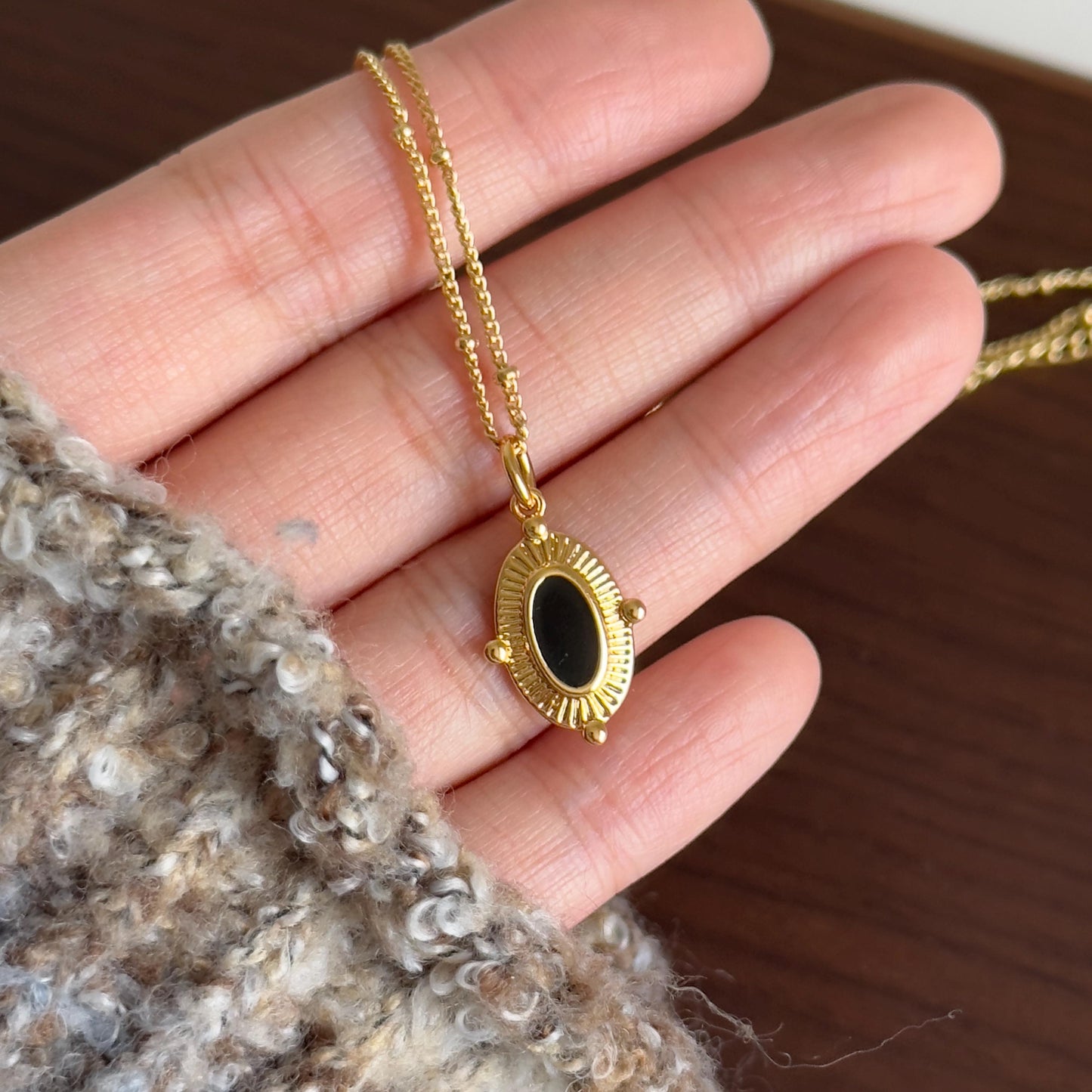 Gold Black Onyx Pendant Necklace