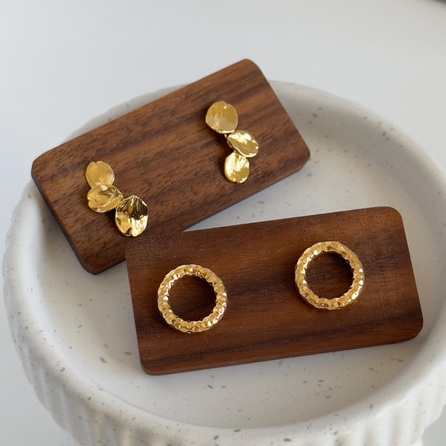 Gold Leaf Earrings, Leaf Stud Earring, Bridesmaids Earrings, Nature Earrings, Wedding Floral Earrings, Gold Flower Earring, French Style