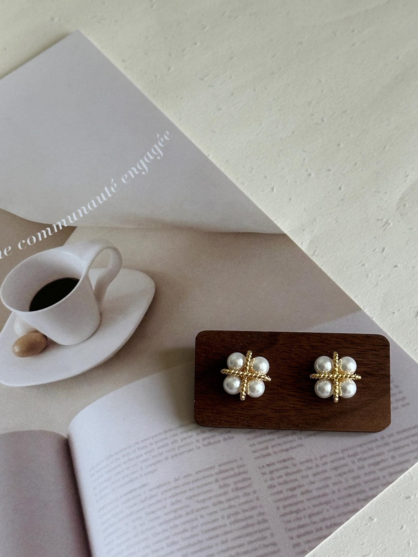 Pearl Cluster Earrings, Gold Twist Cross Pearl Stud Earrings, Elegant Faux Pearl Button Earrings, Classic Retro Jewelry, Gift for Her