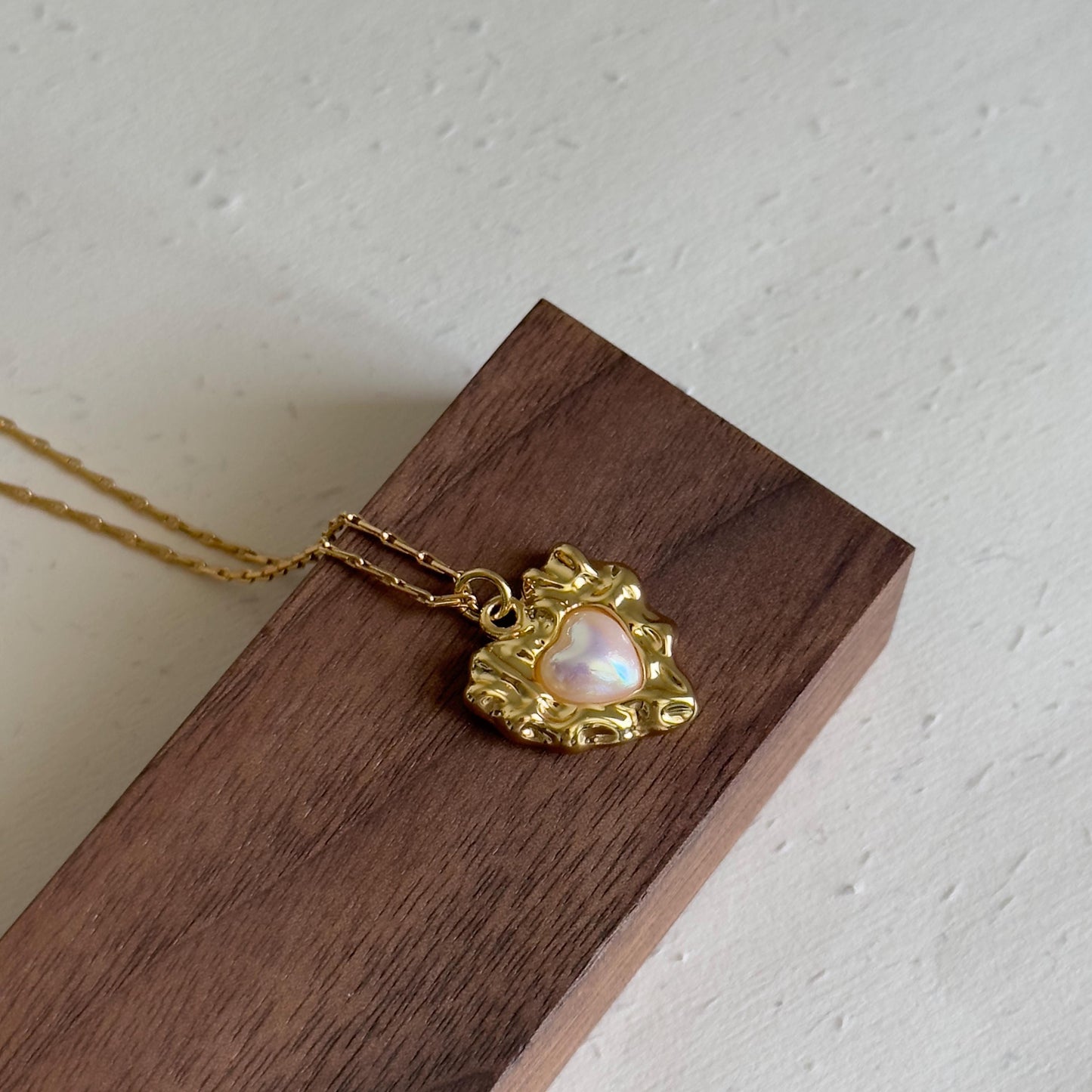 Heart Pearl Necklace, Light Pink Heart Pearl Necklace, Irregular Heart Jewelry, Romantic Statement Necklace for Women, Pearl Necklace