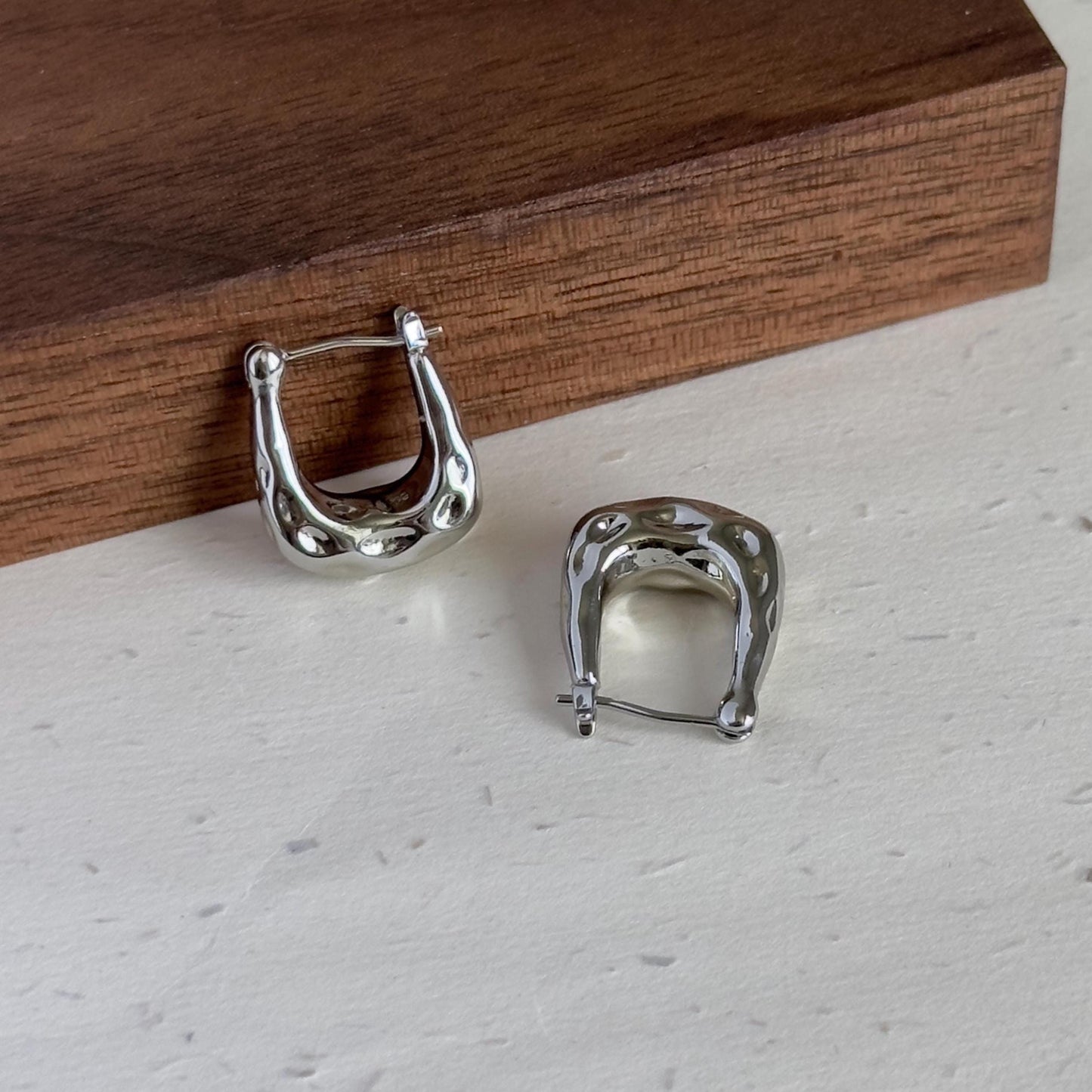 Hammered U-Shaped Geometric Hoops, Gold And Silver Texture Hoops Earrings for Women,  Minimalist Jewelry, Oval Square Hoop Earrings