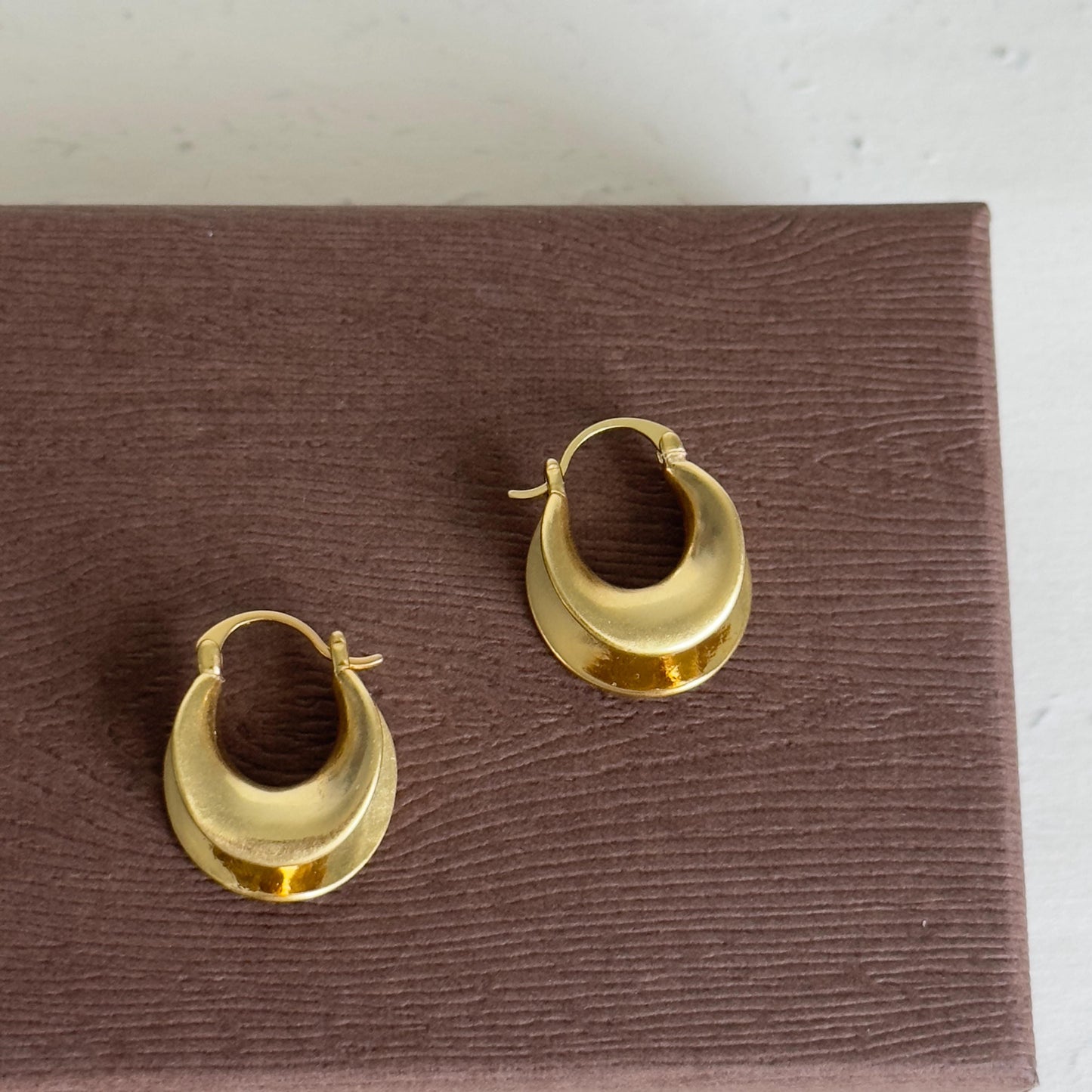 Gold Chunky Earrings, Bold Wave Stud Earrings, Retro Hoop Earrings, Layered Gold Earrings, Cute Matte Everyday Hoops, Vintage Style Hoops