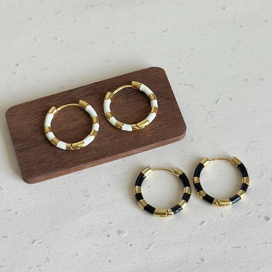 Striped Enamel Hoop Earrings, Black and White Gold Hoops, Minimalist Hoops, Lightweight Everyday Earrings, Unisex, Black And White Hoops